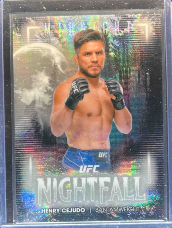 Henry Cejudo 2025 Topps Midnight UFC #NF-2 Nightfall - Moon Beam RAW