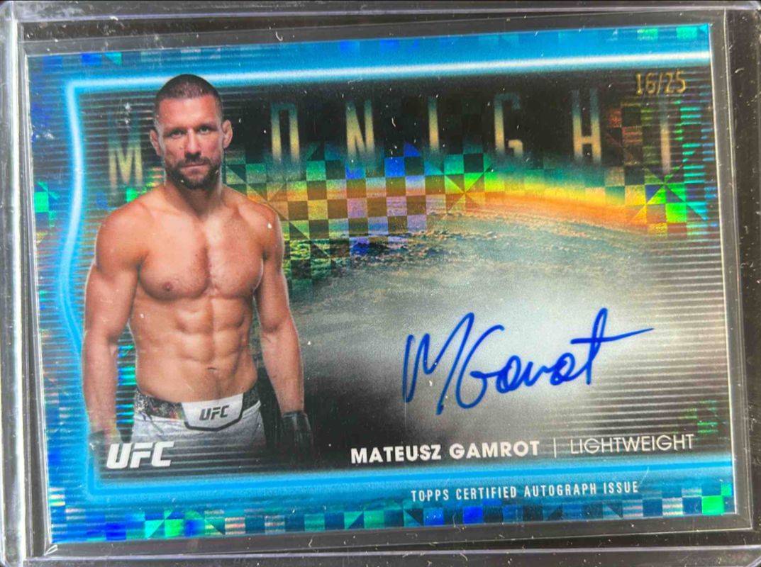 2025 Topps Midnight UFC #HNS-MG Horizon Signatures - Moonrise /25
