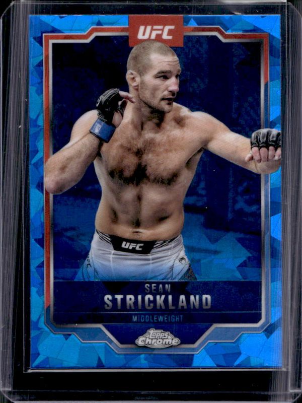 2025 Topps Chrome UFC Sapphire Edition #74 Base