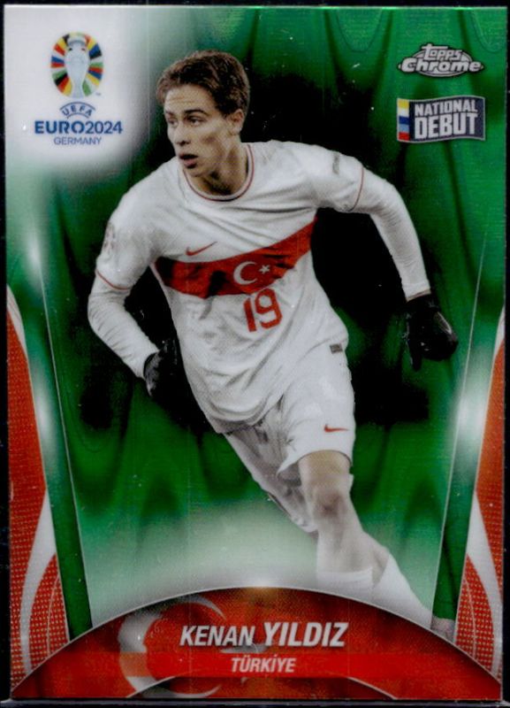 2023 Topps Chrome UEFA Euro #109 Green Ray Wave Refractor