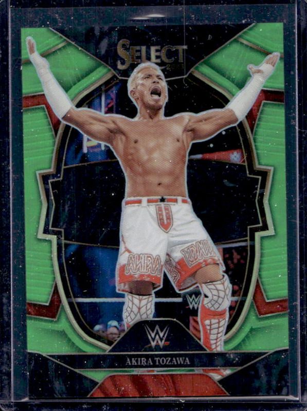 2023 Select WWE #26 Neon Green /75