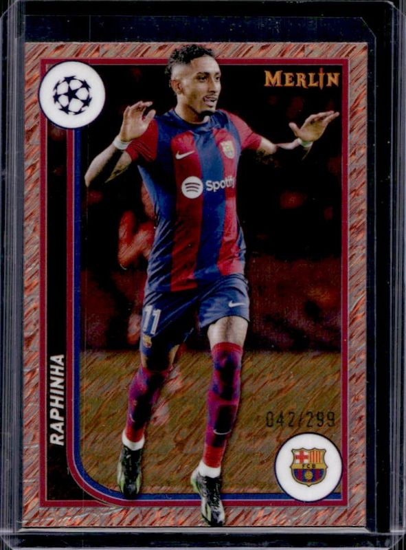 2023 Topps Merlin Chrome UEFA Club Competitions #35 Rose Gold Shimmer Refractor /299