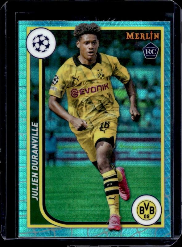 2023 Topps Merlin Chrome UEFA Club Competitions #26 Aqua Prism Refractor