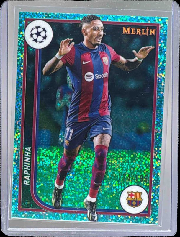 2023 Topps Merlin Chrome UEFA Club Competitions #35 Aqua Speckle Refractor /199