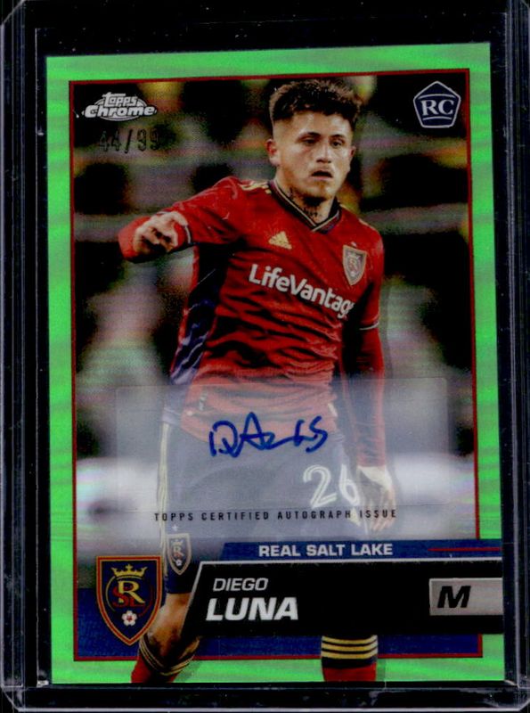2023 Topps Chrome MLS #9 Autographs - Neon Green Refractor /99