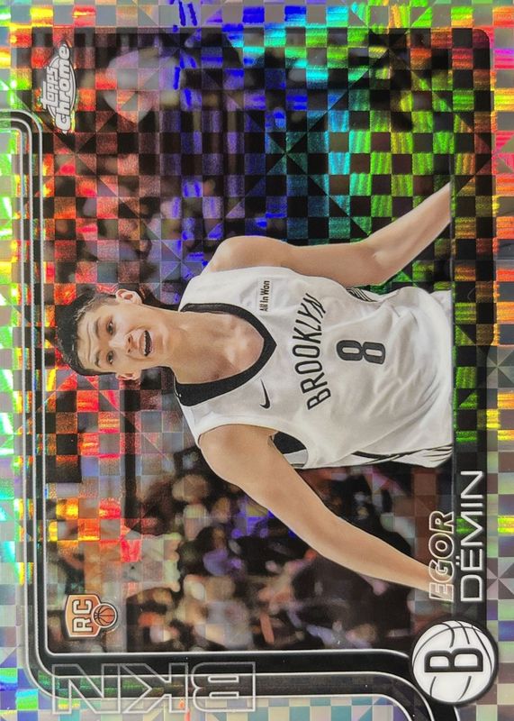 2025 Topps Chrome #258 X-Fractor