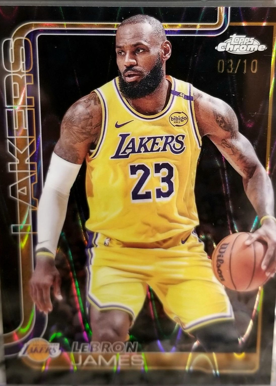 LeBron James 2025 Topps Chrome #127 Black RayWave Refractor /10