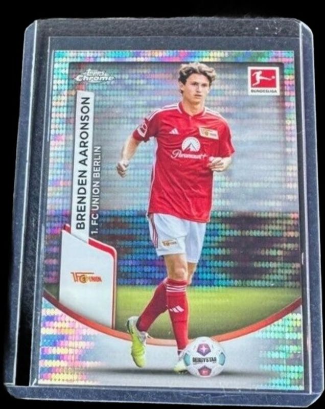 2023 Topps Chrome Bundesliga #8 Pulsar Refractor