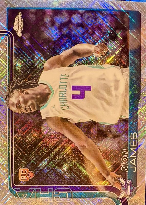 2025 Topps Chrome #283 Skylight Refractor