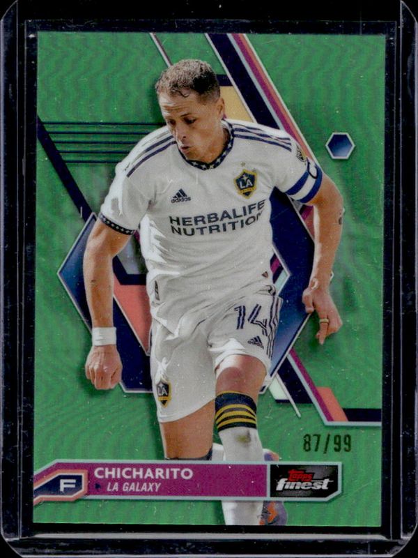 2023 Topps Finest MLS #14 Neon Green Refractor /99