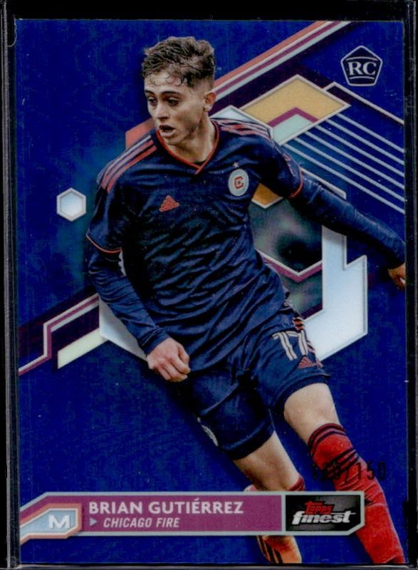 2023 Topps Finest MLS #17 Blue Refractor /150