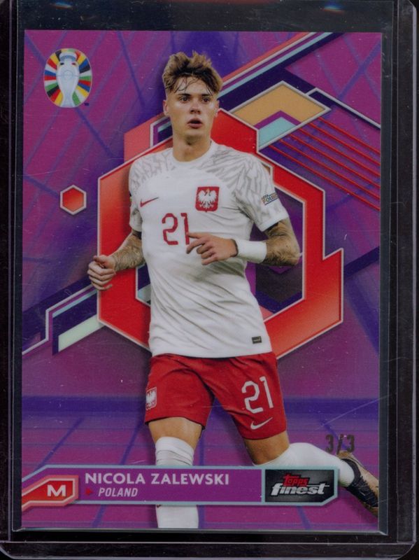 2023 Topps Finest Road to UEFA Euro #60 Purple Pink Vaporwave Refractor /3