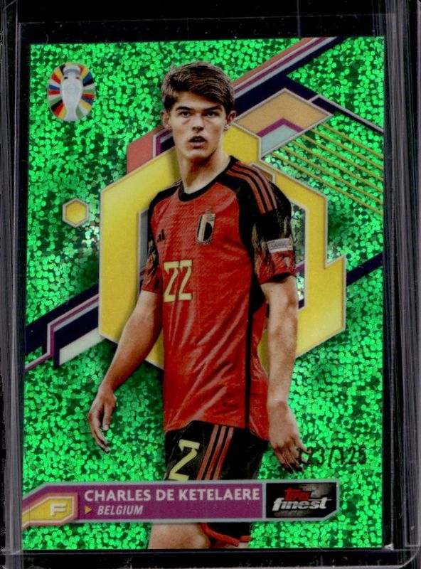 2023 Topps Finest Road to UEFA Euro #8 Green Speckle Refractor /125