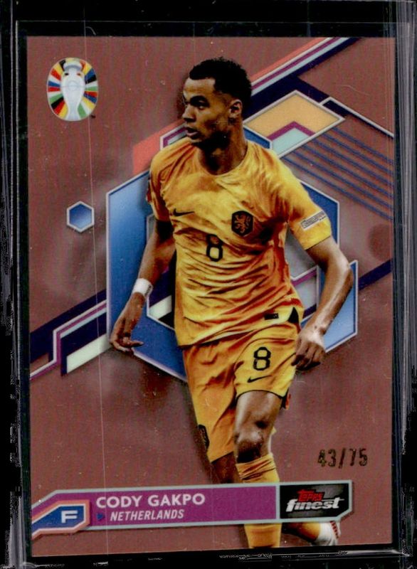 2023 Topps Finest Road to UEFA Euro #49 Rose Gold Refractor /75