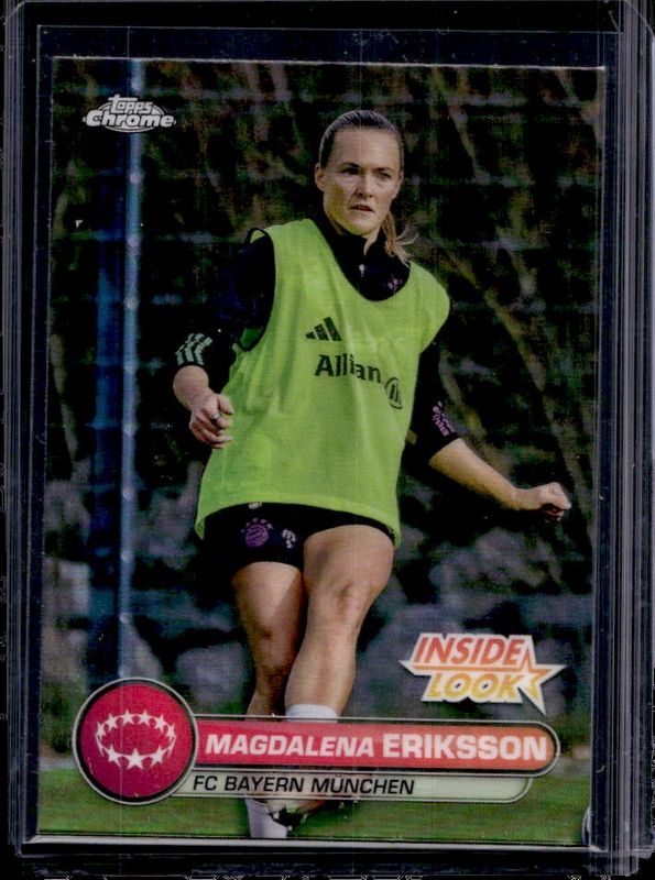 2023 Topps Chrome UEFA Women's Champions League #IL-3 Inside Look