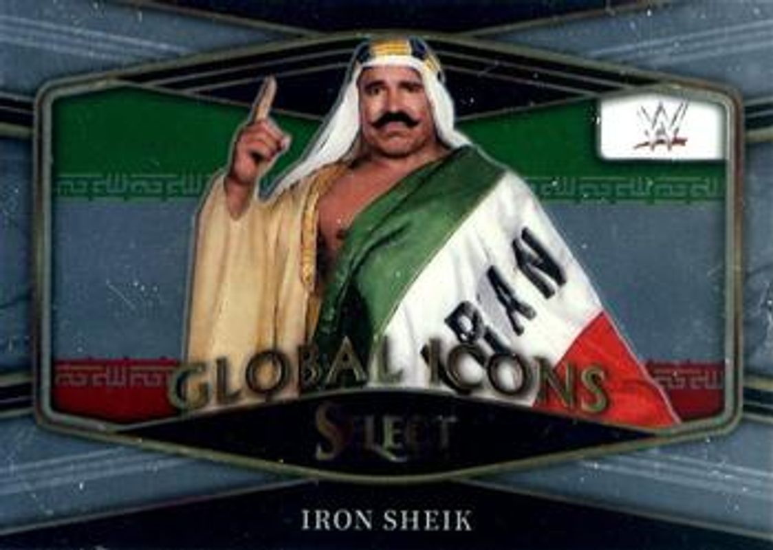 2022 Select WWE #10 Global Icons