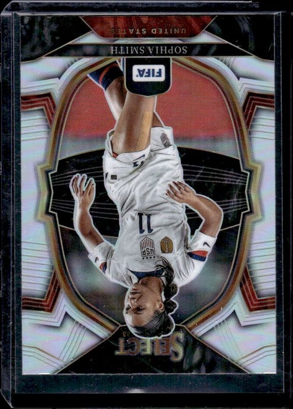 2022 Select FIFA #70 Silver