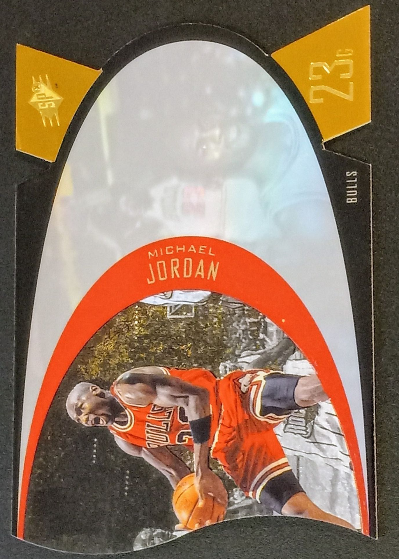 Michael Jordan 1997 SPx #SPX5 Die-Cut - Gold Price Guide - Sports
