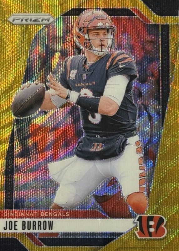 Joe Burrow 2024 Prizm #55 Gold Wave /10 BGS 9