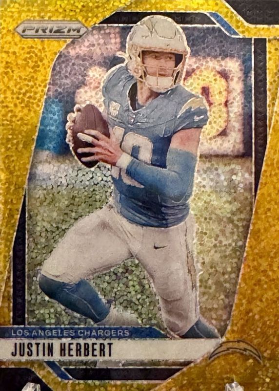 Justin Herbert 2024 Prizm #157 Gold Sparkle /24 RAW