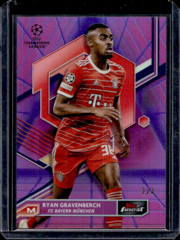 2022 Topps Finest UEFA Club Competitions #70 Purple Pink Vapor Wave Refractor /3