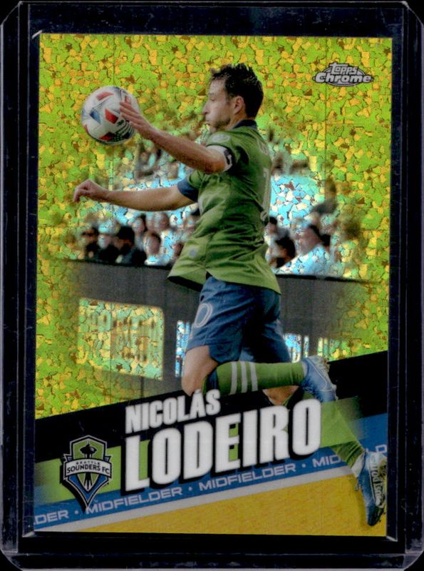 2022 Topps Chrome MLS #10 Gold Mini Diamond /50