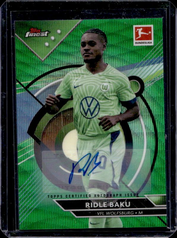 2022 Topps Finest Bundesliga #144 Autographs - Green Wave Refractor /30