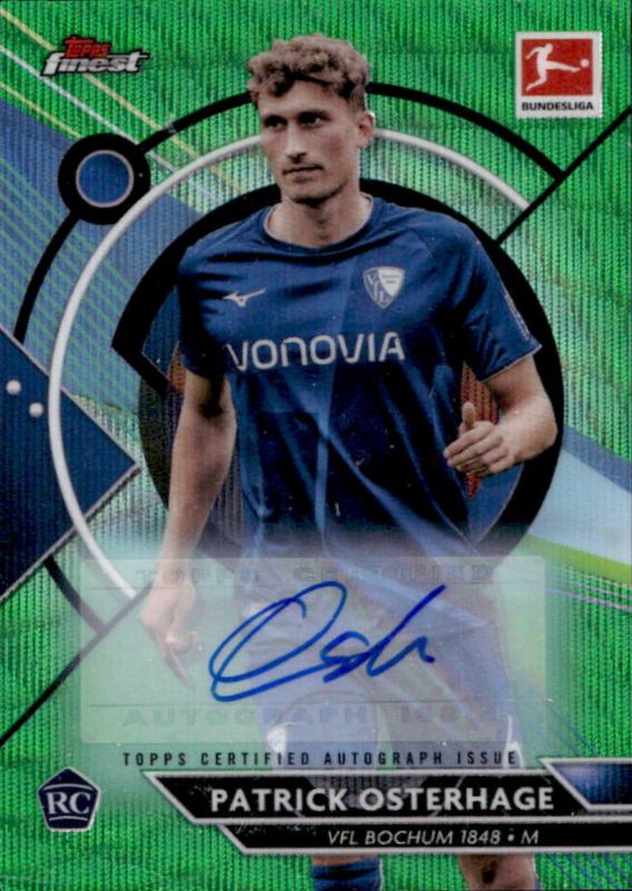 2022 Topps Finest Bundesliga #28 Autographs - Green Wave Refractor /30