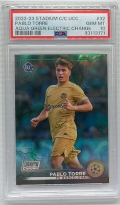 2022 Topps Stadium Club Chrome UEFA Club Competitions #32 Aqua Green Electric Charge Refractor /225