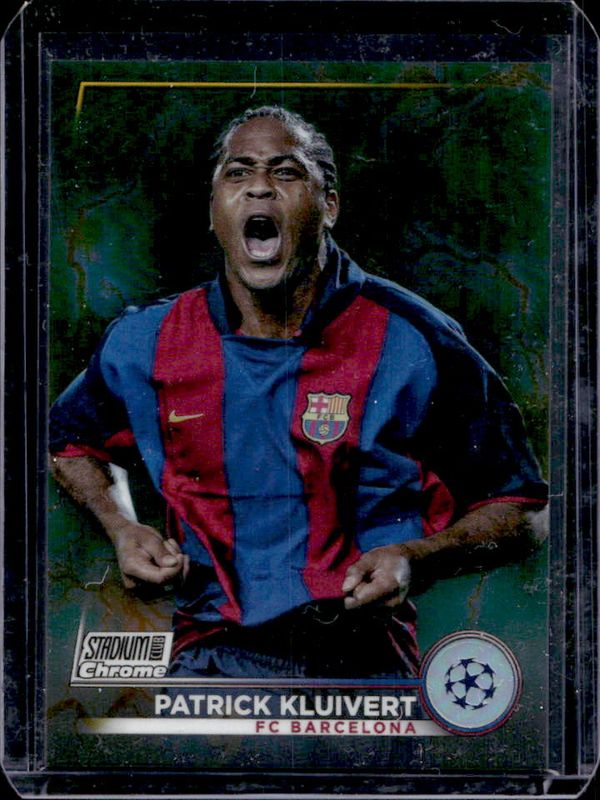 2022 Topps Stadium Club Chrome UEFA Club Competitions #95 Green Yellow Electric Charge Refractor /125