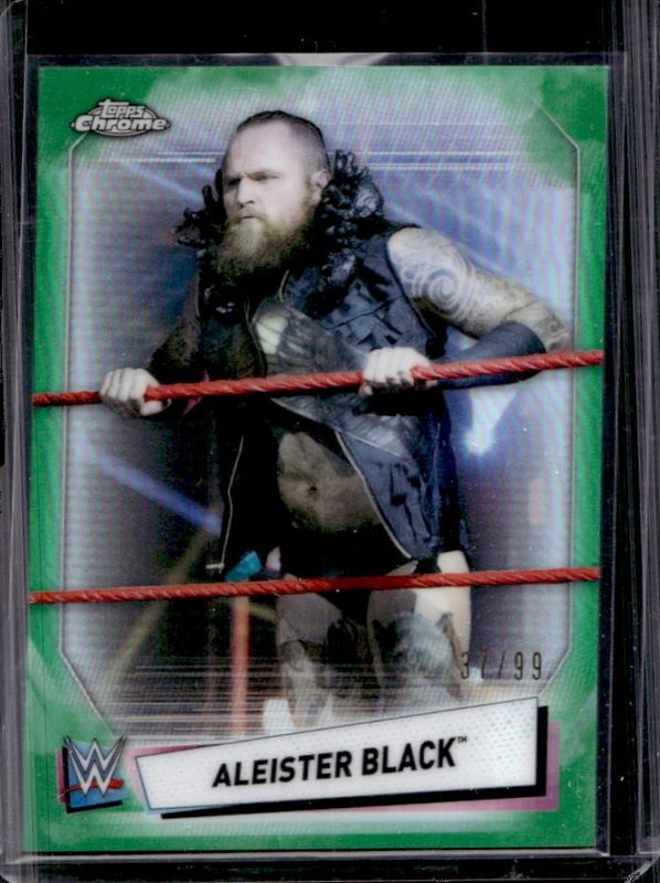 2021 Topps Chrome WWE #46 Green Refractor /99