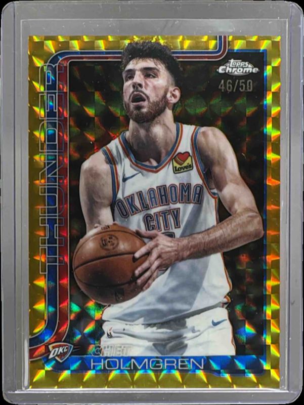 Chet Holmgren 2025 Topps Chrome #134 Gold Geometric Refractor /50