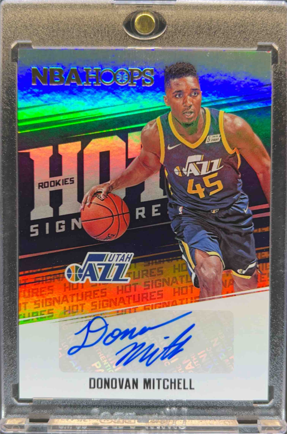 Donovan Mitchell 2017 Hoops #HSR-DM Hot Signatures Rookies Price