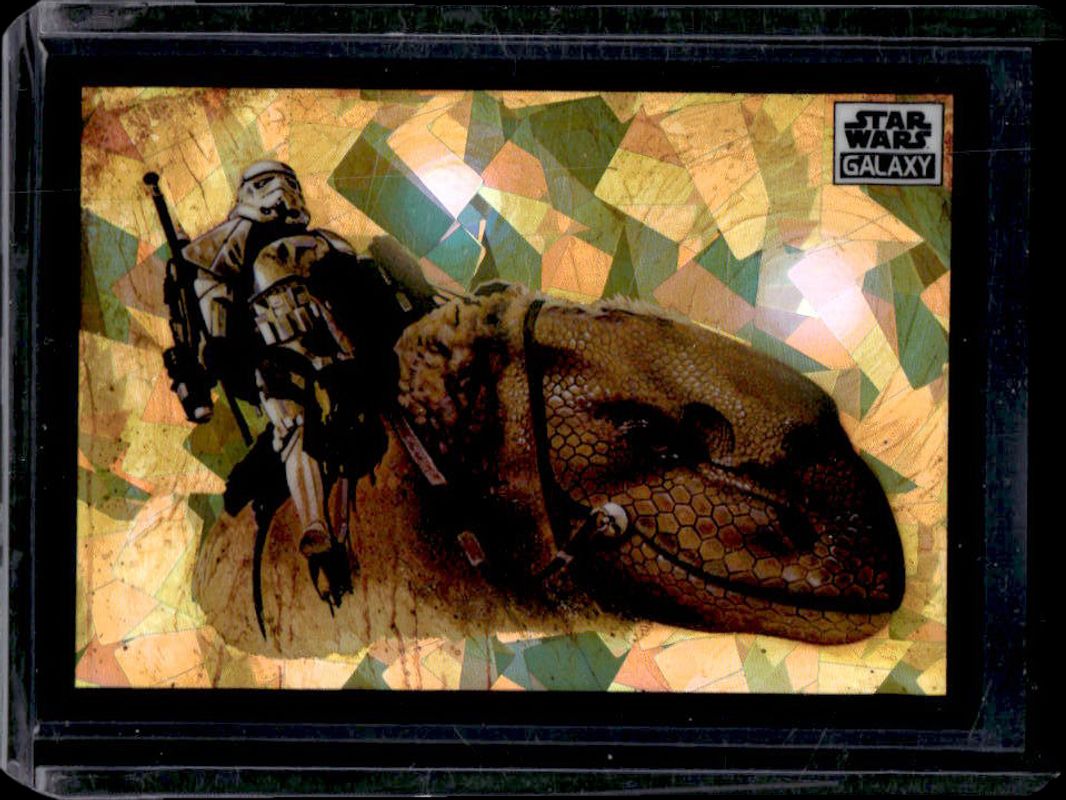 2022 Topps Chrome Star Wars Galaxy #17 Atomic /150