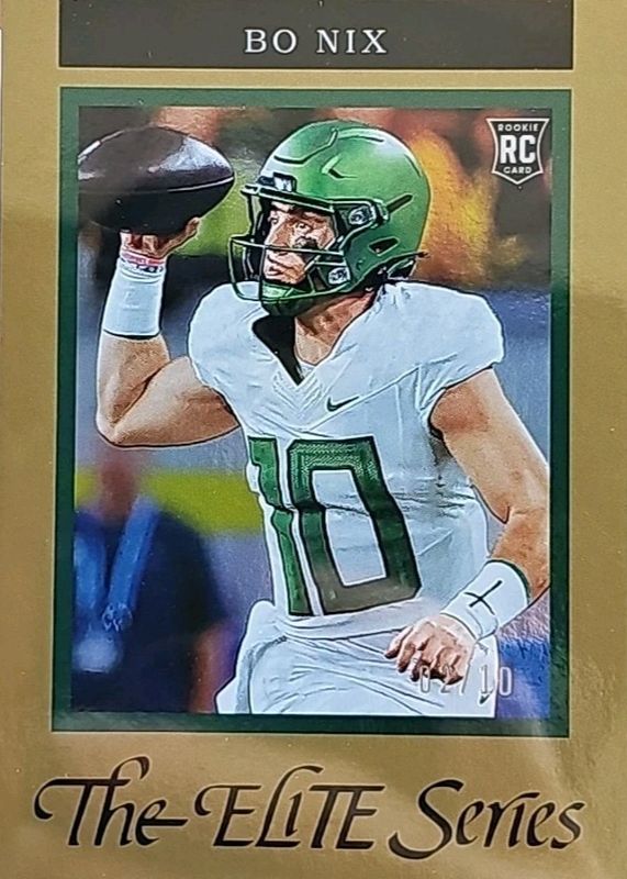 Bo Nix 2024 Elite #18 1992 Elite Rookies - Gold /10 RAW