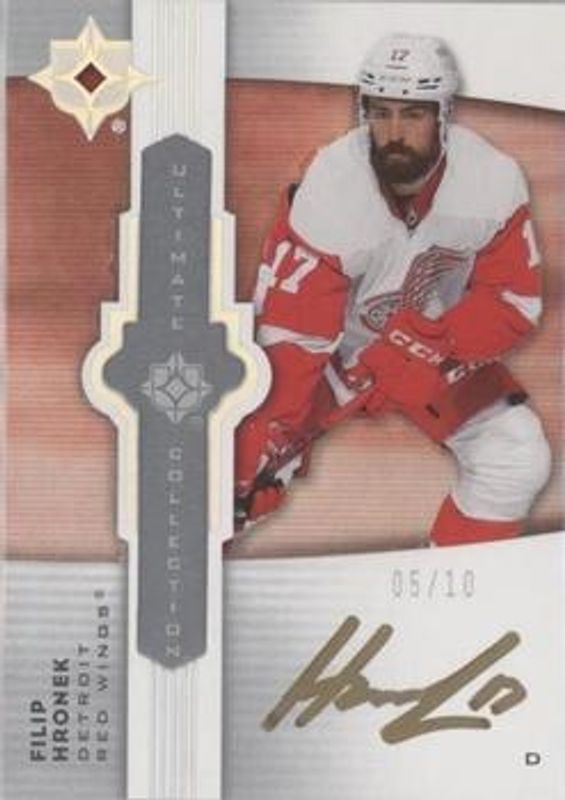 2021 Upper Deck Ultimate Collection #UE-FH Ultimate Emblems Auto - Platinum /10