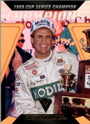 2018 Victory Lane NASCAR #C9 Champions Gold /99