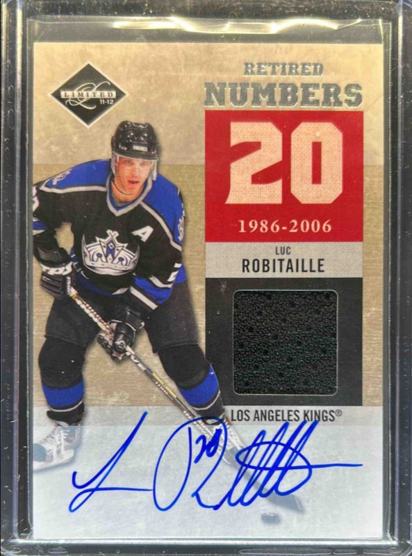 2011 Limited #6 Retired Numbers Materials Signatures /25