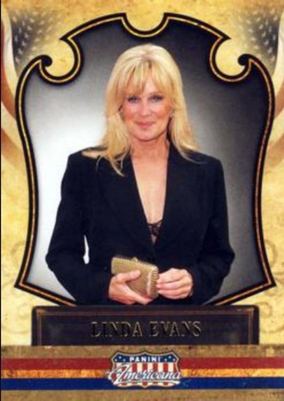 2011 Panini Americana #8 Base