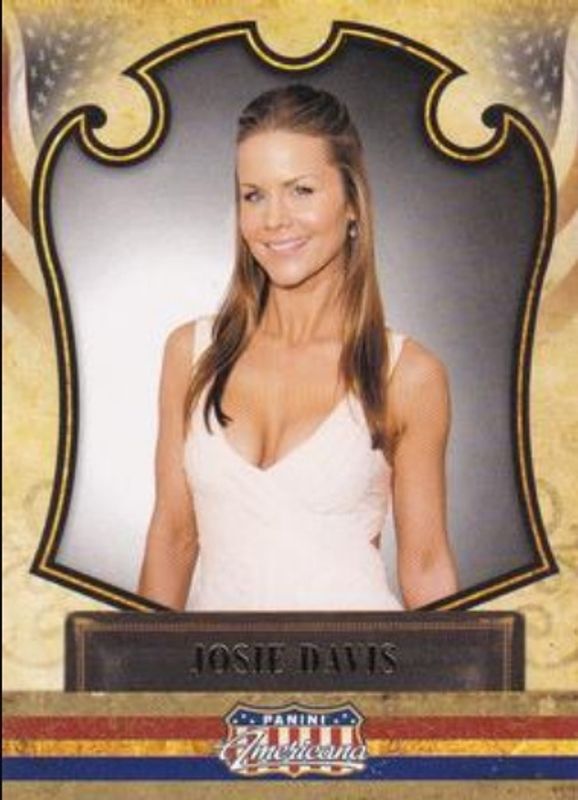 2011 Panini Americana #13 Base