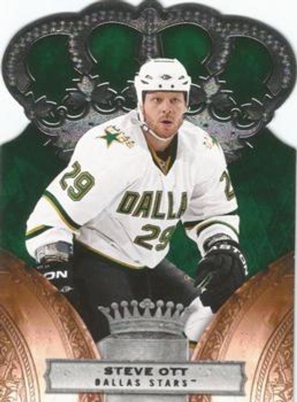 2010 Crown Royale #33 Base /499