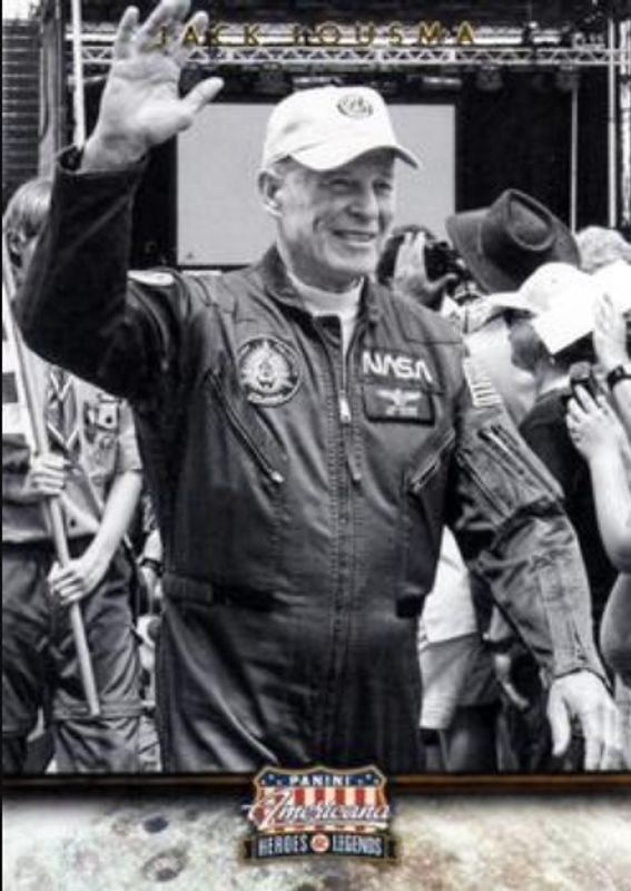 2012 Panini Americana Heroes & Legends #100 Base