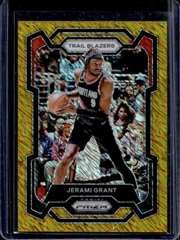 2023 Prizm #70 Gold Shimmer /10