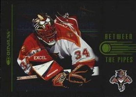 1997 Donruss #3 Between The Pipes /3500