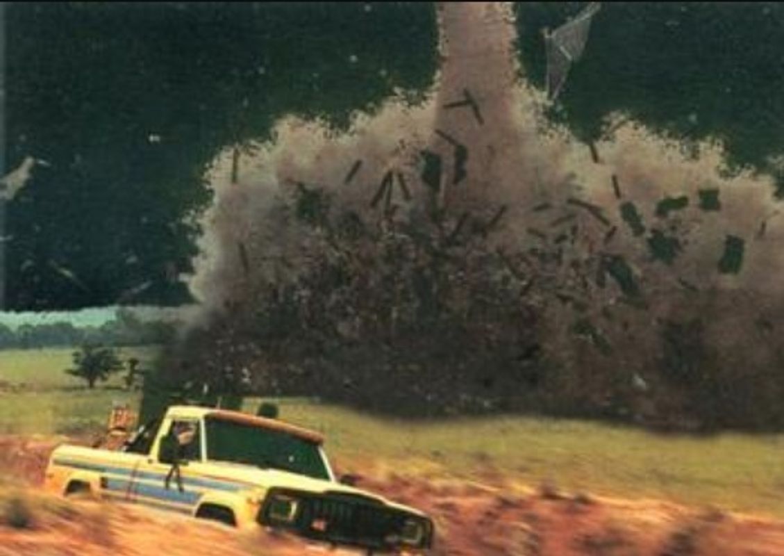 1996 Donruss Twister: The Dark Side of Nature #F4 Foil