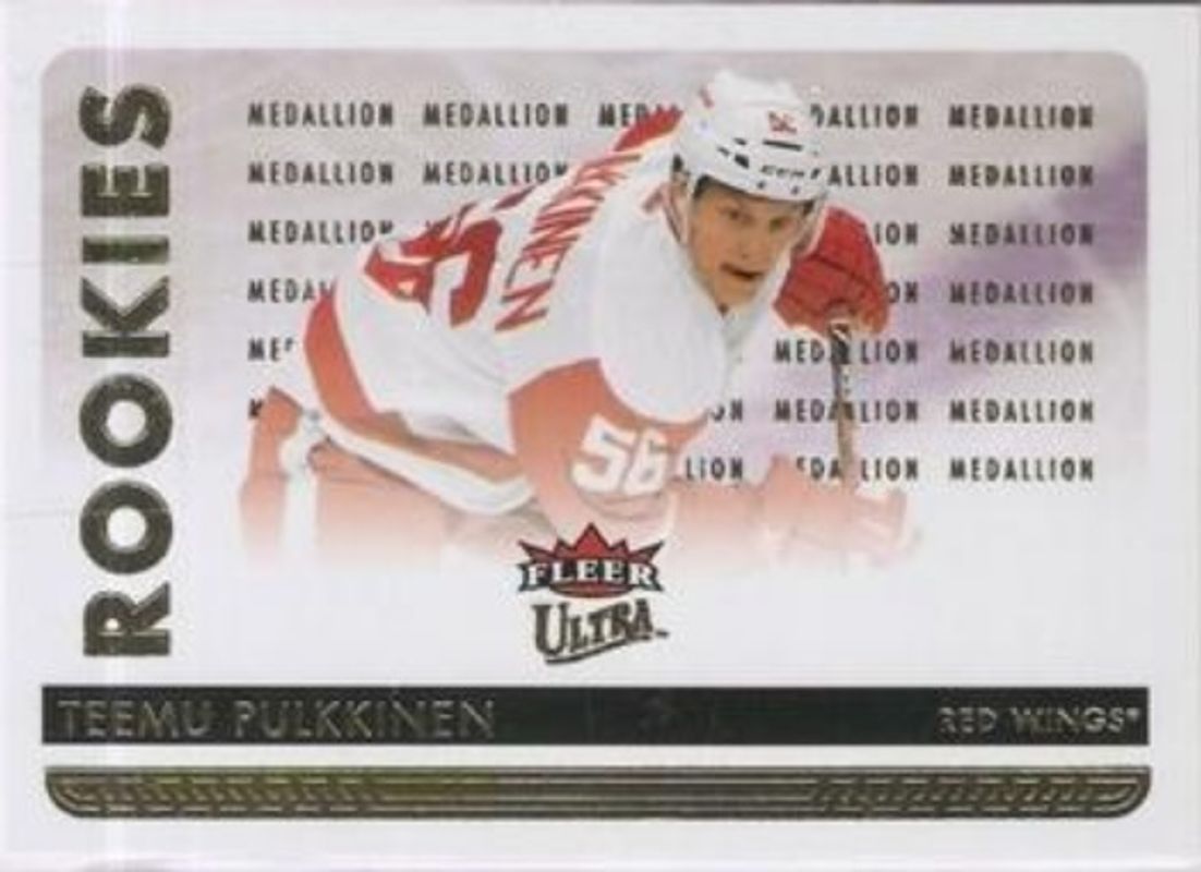 2014 Fleer Ultra #219 Gold Medallion