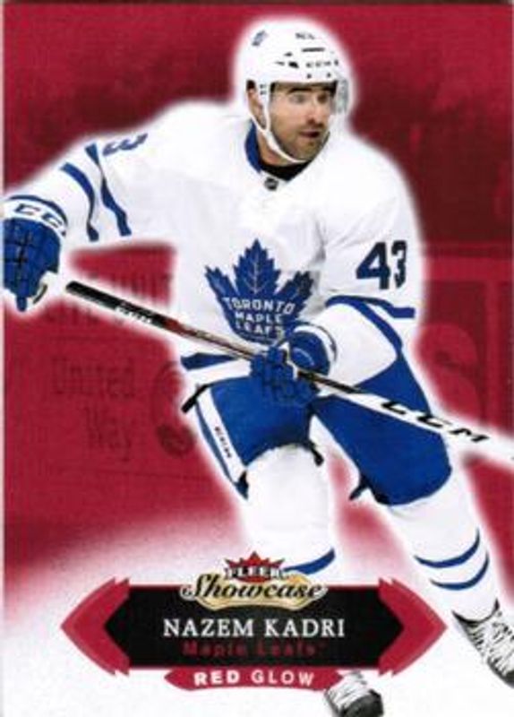 2016 Fleer Showcase #33 Red Glow /25