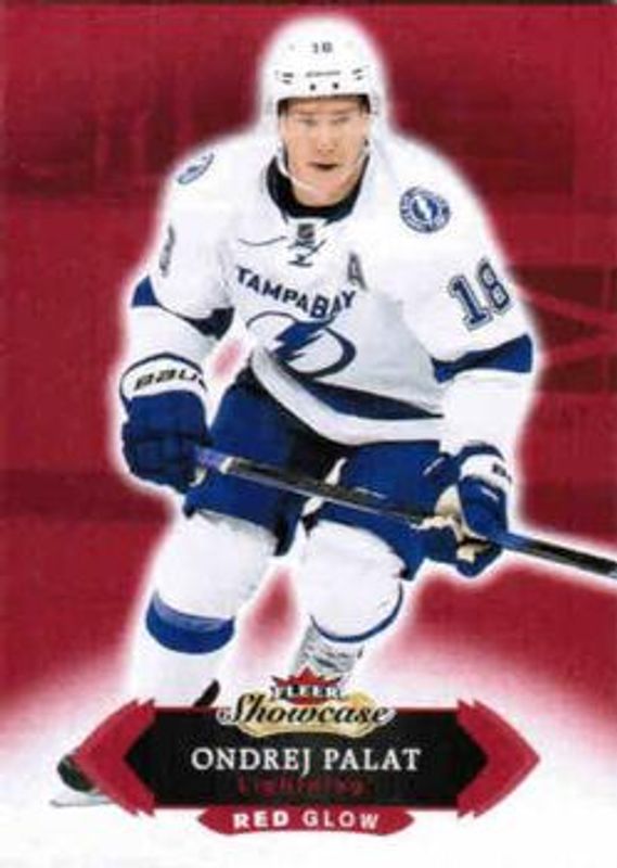 2016 Fleer Showcase #52 Red Glow /25