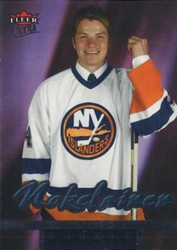 2005 Fleer Ultra #227 Base