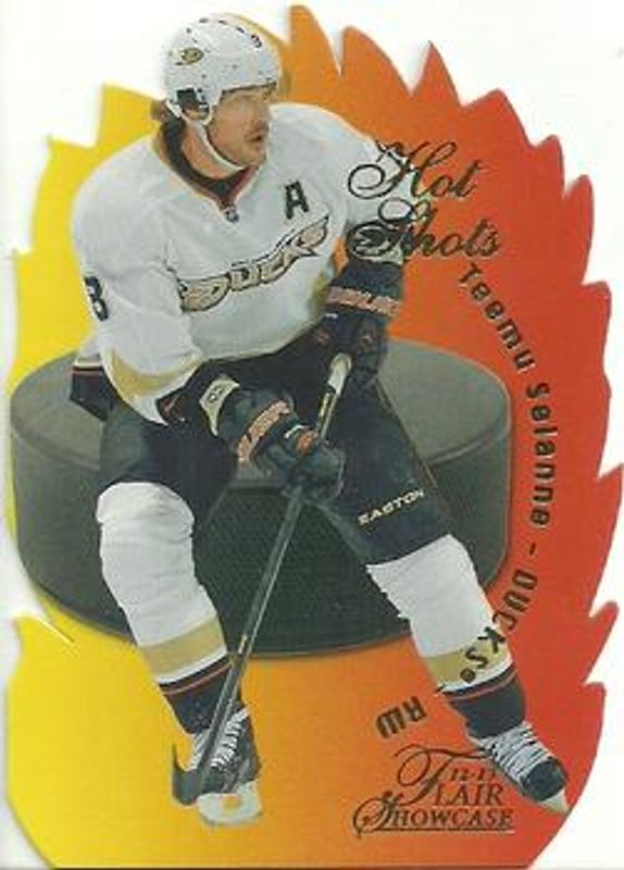 2012 Fleer Retro #13 Flair Showcase Hot Shots